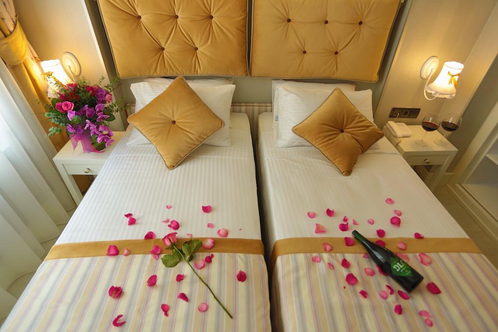 Just Inn Hotel Istanbul Ngoại thất bức ảnh